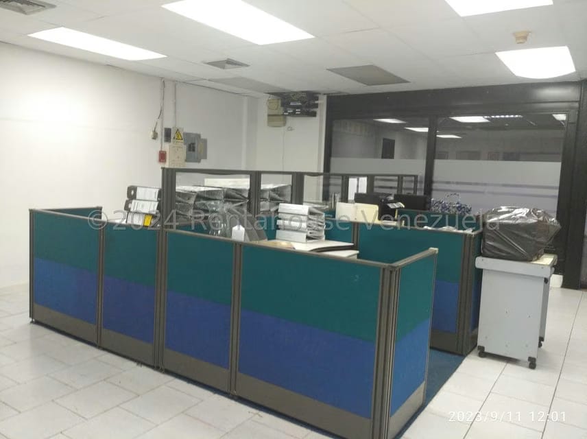 Comercial (Oficina) en Alquiler en Macaracuay, Distrito Metropolitano - 9
