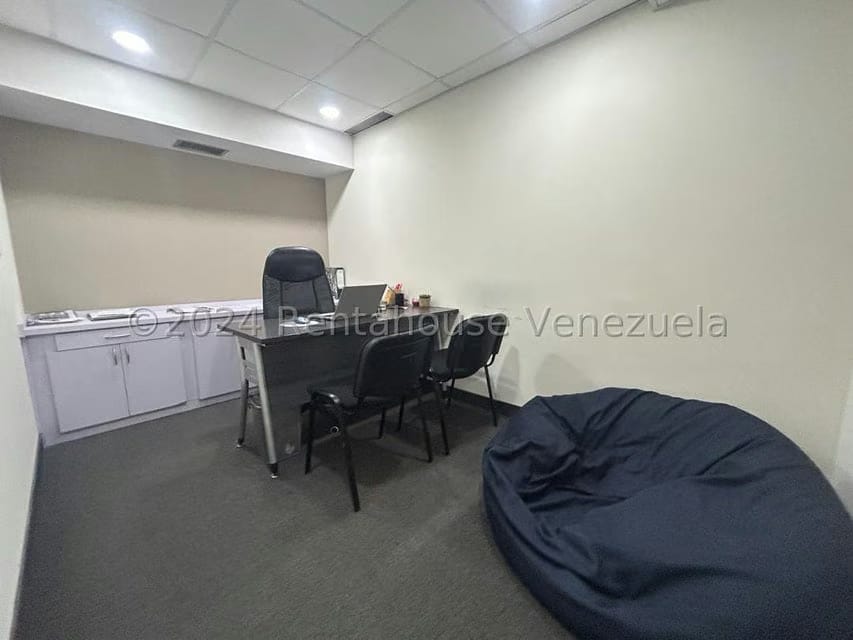Comercial (Local Comercial) en Venta en El Cafetal, Distrito Metropolitano - 16
