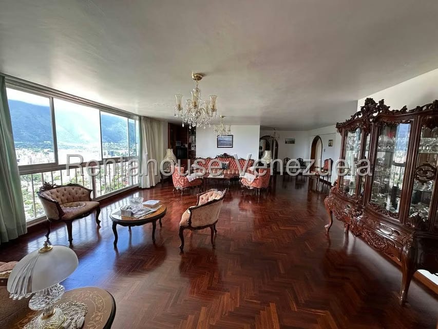Apartamento (1 Nivel) en Venta en Colinas de Bello Monte, Distrito Metropolitano - 16