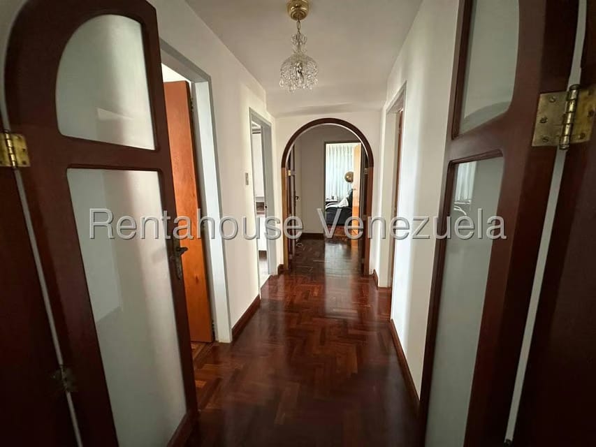 Apartamento (1 Nivel) en Venta en Colinas de Bello Monte, Distrito Metropolitano - 21