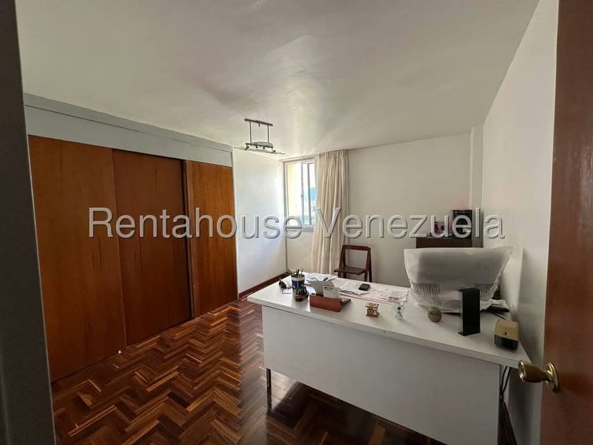 Apartamento (1 Nivel) en Venta en Colinas de Bello Monte, Distrito Metropolitano - 22