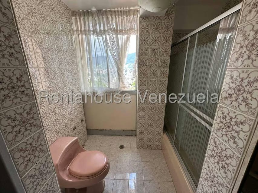 Apartamento (1 Nivel) en Venta en Colinas de Bello Monte, Distrito Metropolitano - 28