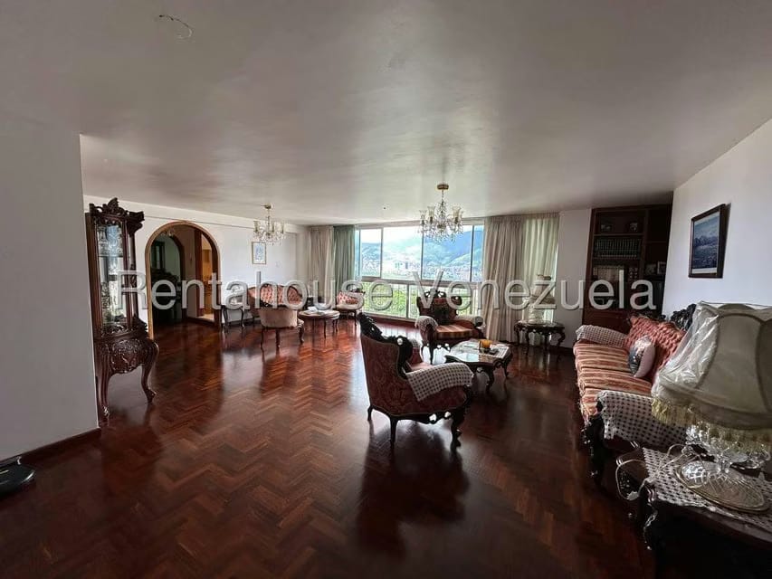 Apartamento (1 Nivel) en Venta en Colinas de Bello Monte, Distrito Metropolitano - 4