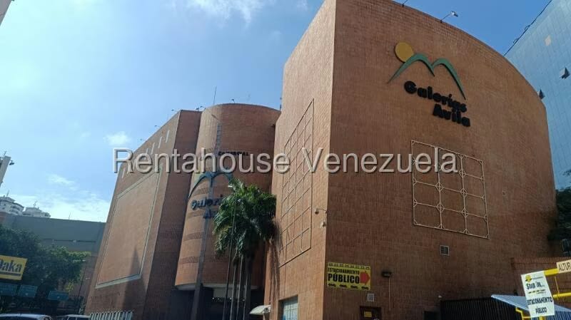 Comercial (Local Comercial) en Alquiler en San Bernardino, Distrito Metropolitano - 2