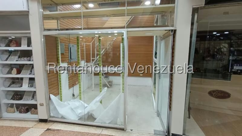 Comercial (Local Comercial) en Alquiler en San Bernardino, Distrito Metropolitano - 4