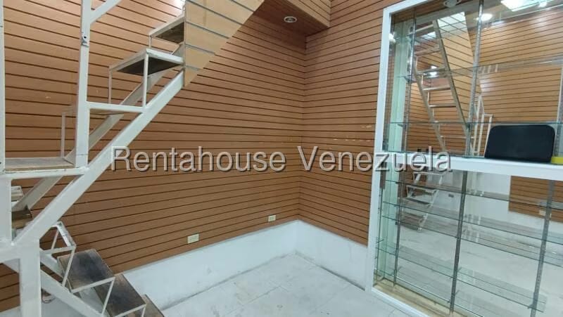 Comercial (Local Comercial) en Alquiler en San Bernardino, Distrito Metropolitano - 8