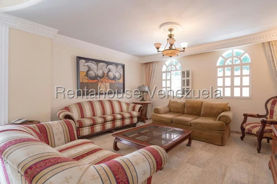 Casa (Multipes Niveles) en Alquiler en Los Naranjos del Cafetal, Distrito Metropolitano - 12