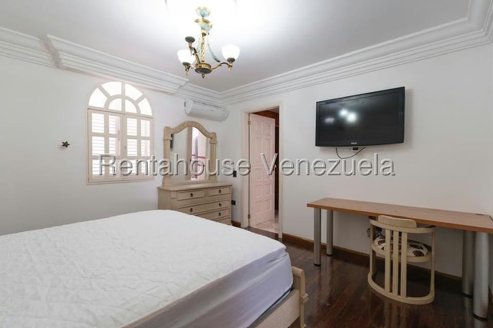 Casa (Multipes Niveles) en Alquiler en Los Naranjos del Cafetal, Distrito Metropolitano - 26
