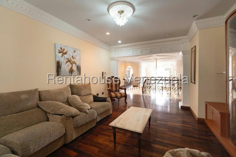 Casa (Multipes Niveles) en Alquiler en Los Naranjos del Cafetal, Distrito Metropolitano - 29