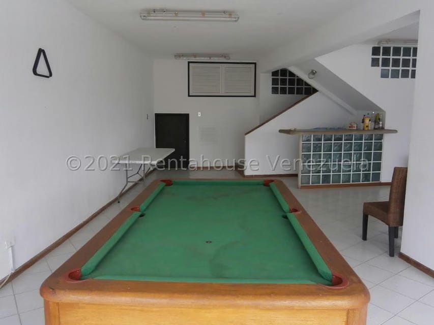 Casa (Multipes Niveles) en Venta en Colinas de Santa Monica, Distrito Metropolitano - 11
