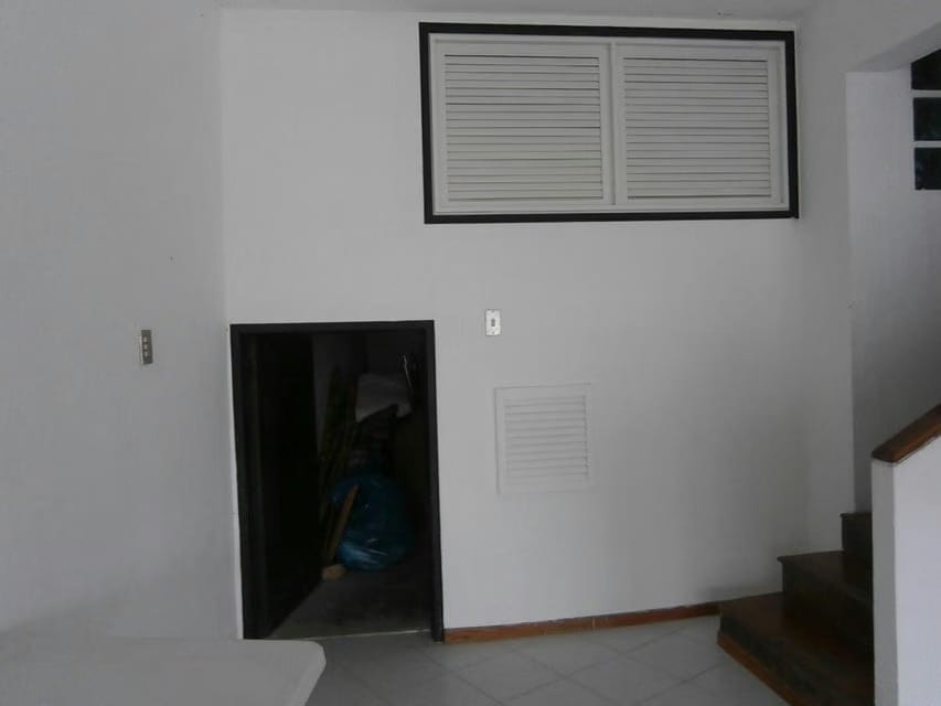 Casa (Multipes Niveles) en Venta en Colinas de Santa Monica, Distrito Metropolitano - 13