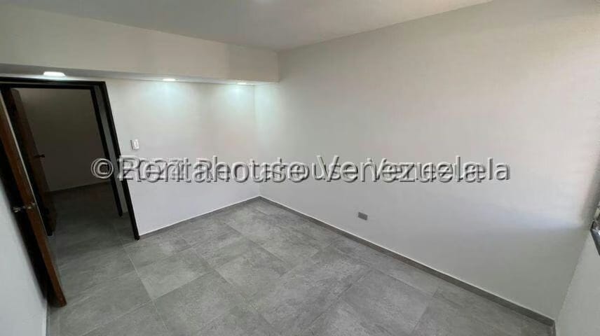 Apartamento (1 Nivel) en Alquiler en Santa Fe Norte, Distrito Metropolitano - 13