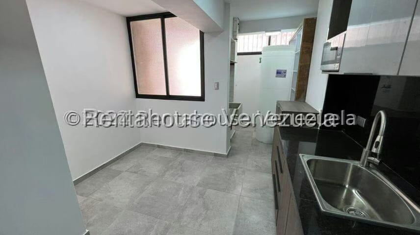 Apartamento (1 Nivel) en Alquiler en Santa Fe Norte, Distrito Metropolitano - 8