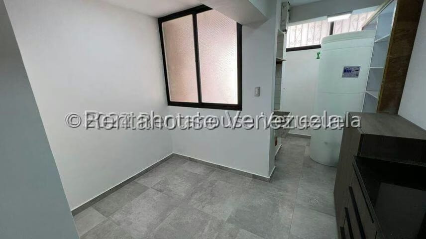 Apartamento (1 Nivel) en Alquiler en Santa Fe Norte, Distrito Metropolitano - 9