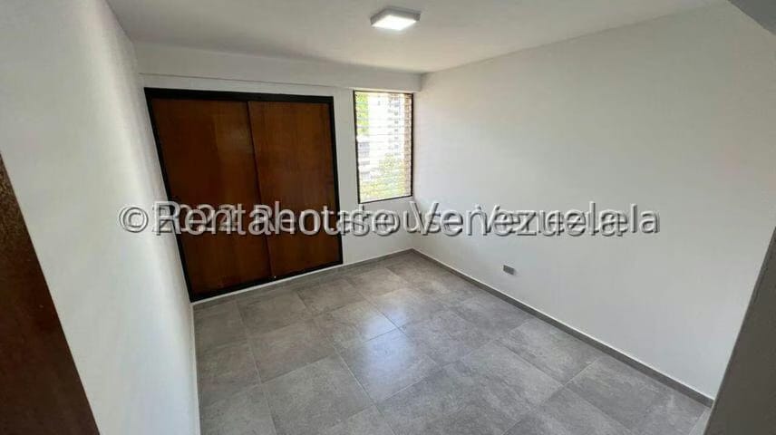 Apartamento (1 Nivel) en Alquiler en Santa Fe Norte, Distrito Metropolitano - 10