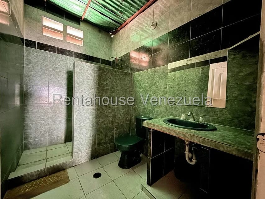 Comercial (Local Comercial) en Venta en La Mata, Lara - 16