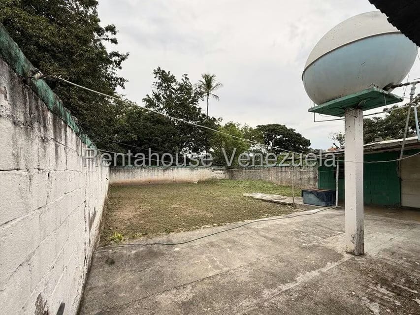 Comercial (Local Comercial) en Venta en La Mata, Lara - 28