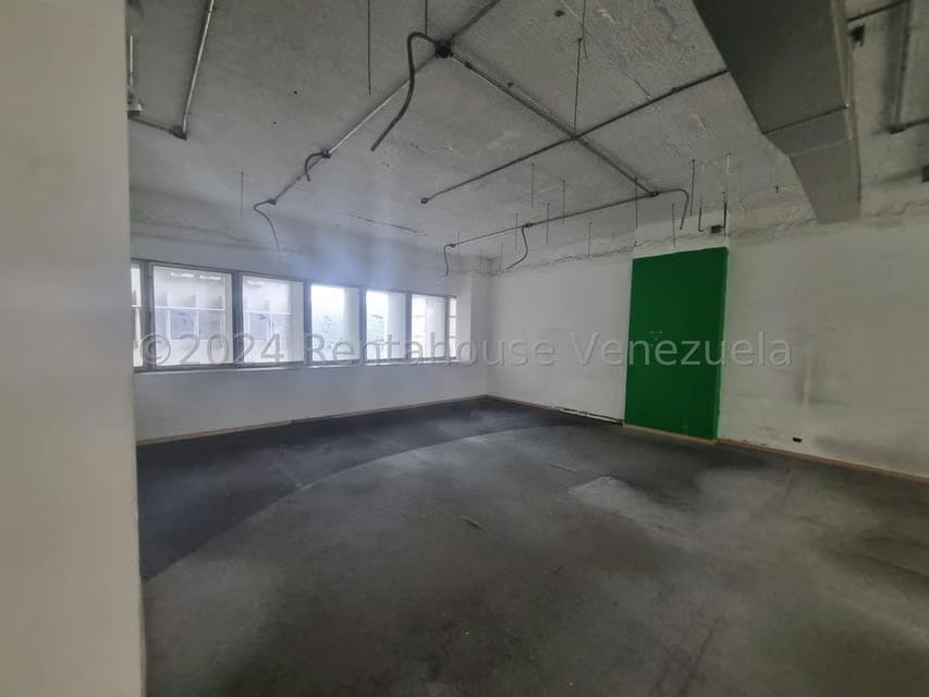 Comercial (Oficina) en Venta en Los Palos Grandes, Distrito Metropolitano - 5