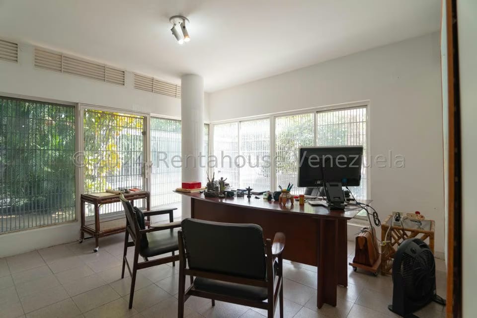 Comercial (Edificio) en Venta en El Bosque, Distrito Metropolitano - 26
