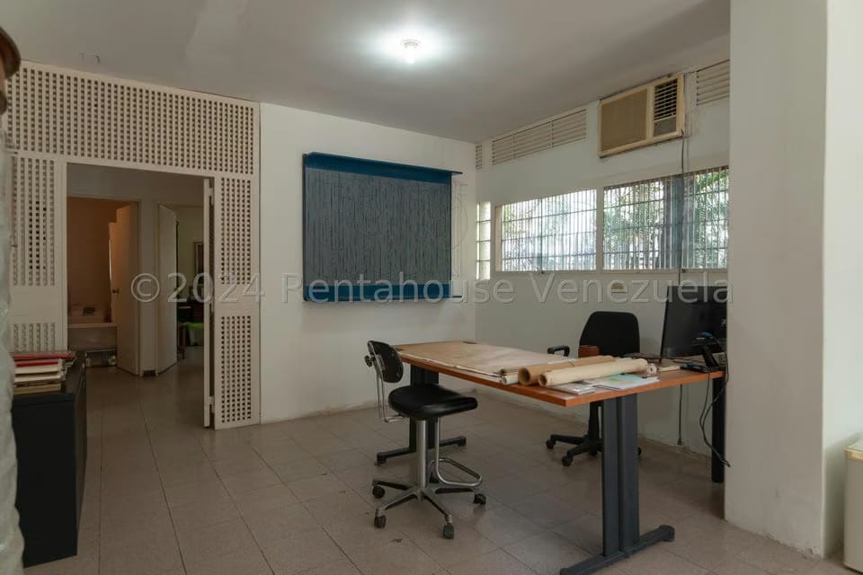 Comercial (Edificio) en Venta en El Bosque, Distrito Metropolitano - 28