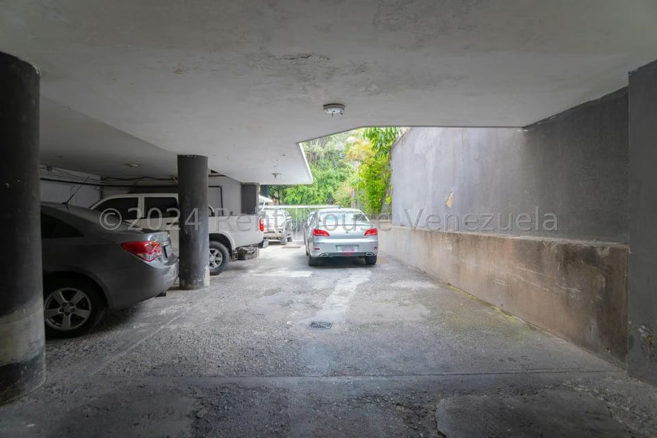 Comercial (Edificio) en Venta en El Bosque, Distrito Metropolitano - 33