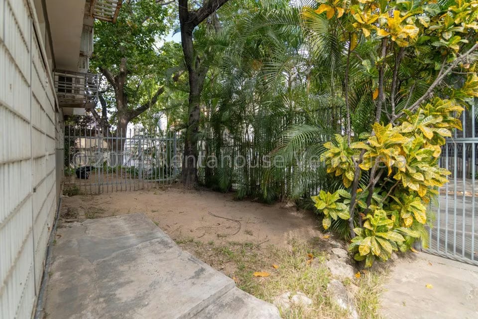 Comercial (Edificio) en Venta en El Bosque, Distrito Metropolitano - 34