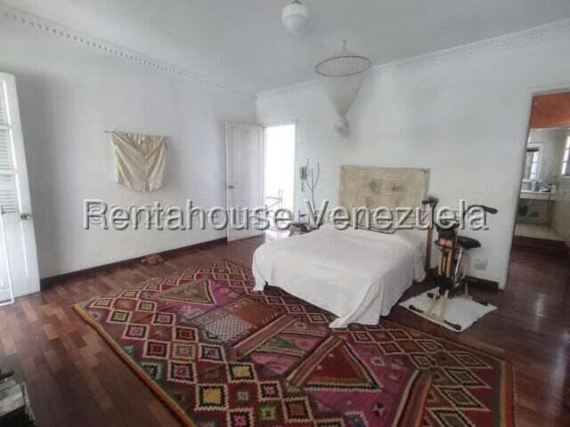 Casa (Duplex) en Venta en La Florida, Distrito Metropolitano - 16