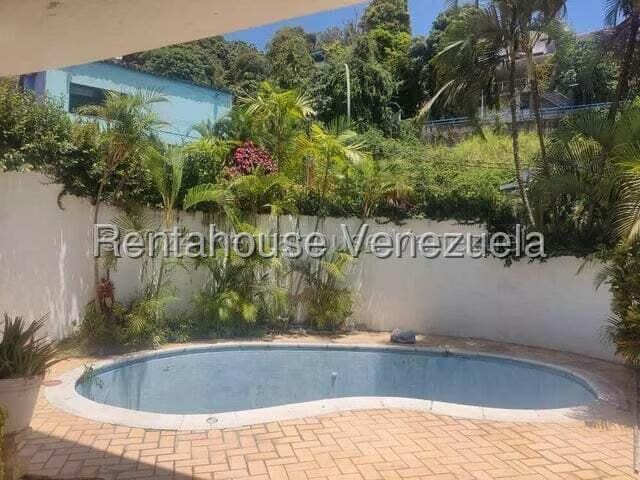 Casa (Duplex) en Venta en La Florida, Distrito Metropolitano - 3
