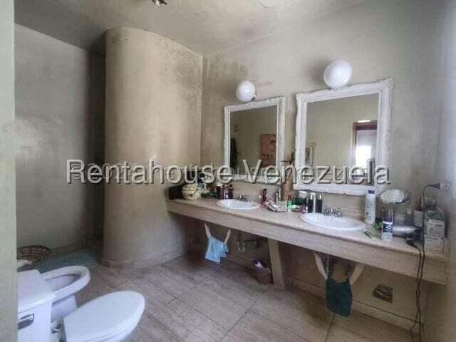 Casa (Duplex) en Venta en La Florida, Distrito Metropolitano - 21