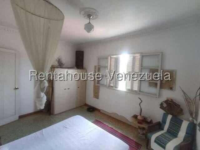 Casa (Duplex) en Venta en La Florida, Distrito Metropolitano - 23