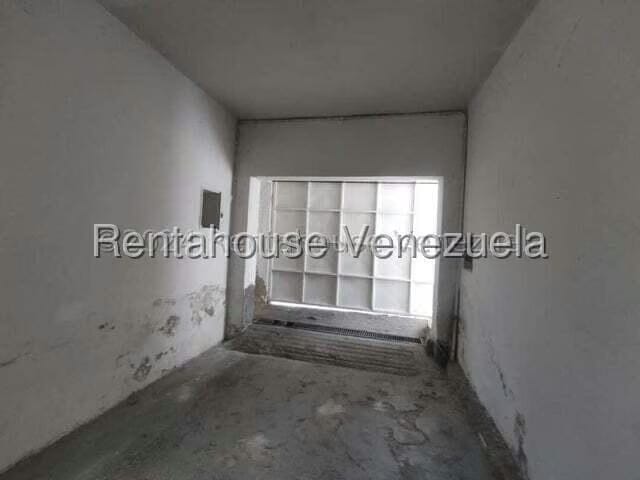 Casa (Duplex) en Venta en La Florida, Distrito Metropolitano - 28