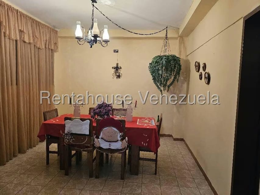 Casa (Multipes Niveles) en Venta en El Barbecho, Miranda - 11