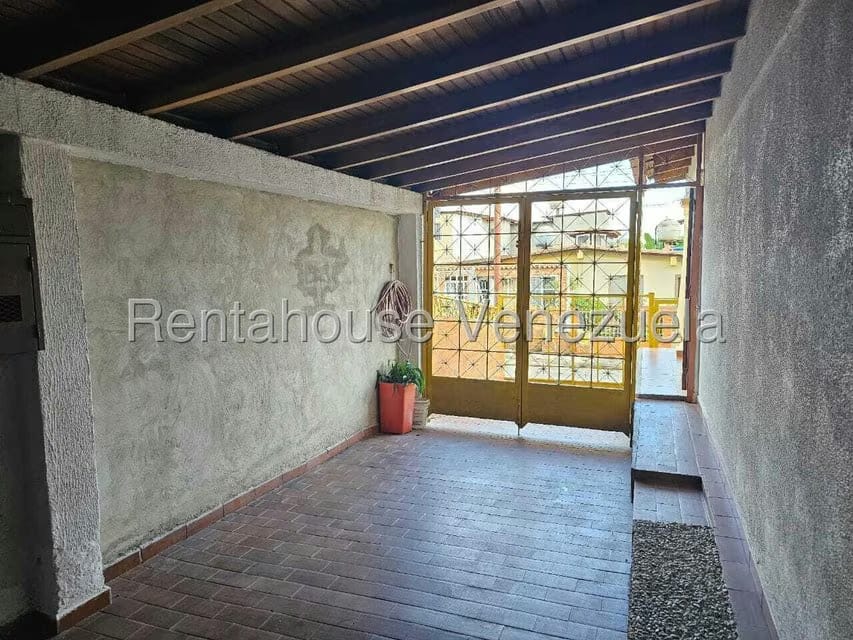 Casa (Multipes Niveles) en Venta en El Barbecho, Miranda - 13