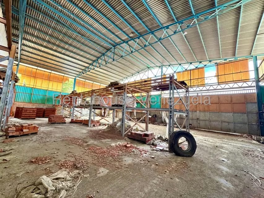 Terreno (Industrial) en Venta en Baruta, Distrito Metropolitano - 9