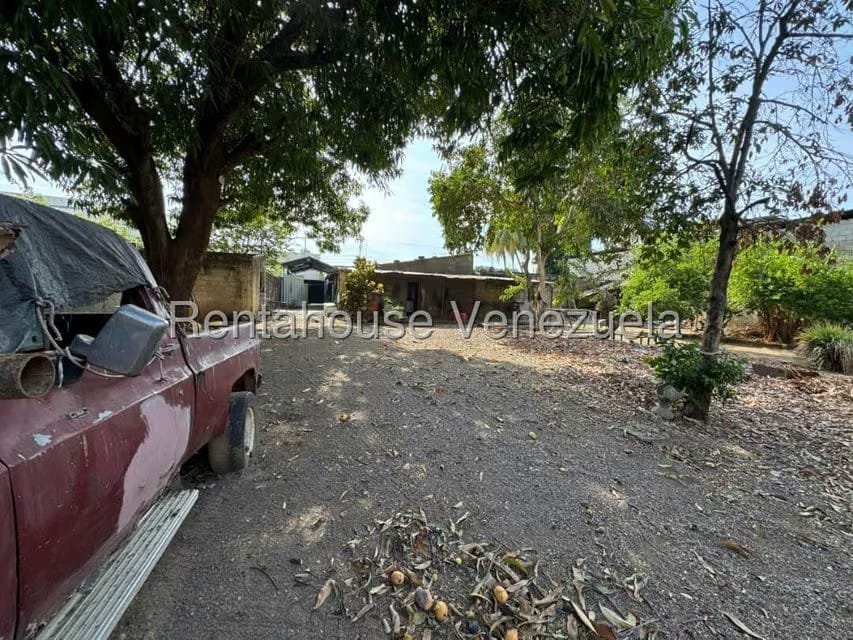 Terreno (Comercial) en Venta en Centro, Portuguesa - 8