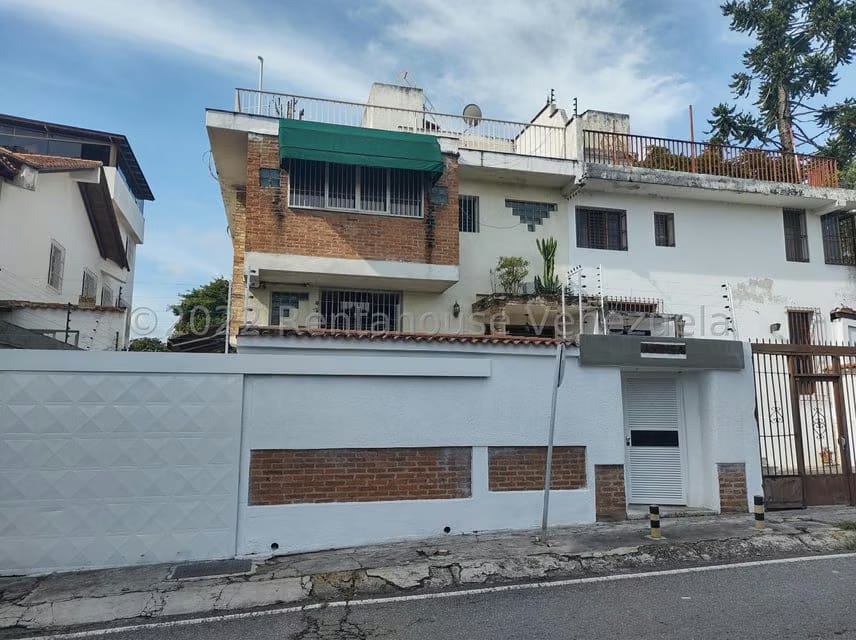 Casa (Multipes Niveles) en Venta en Lomas de La Trinidad, Distrito Metropolitano - 3