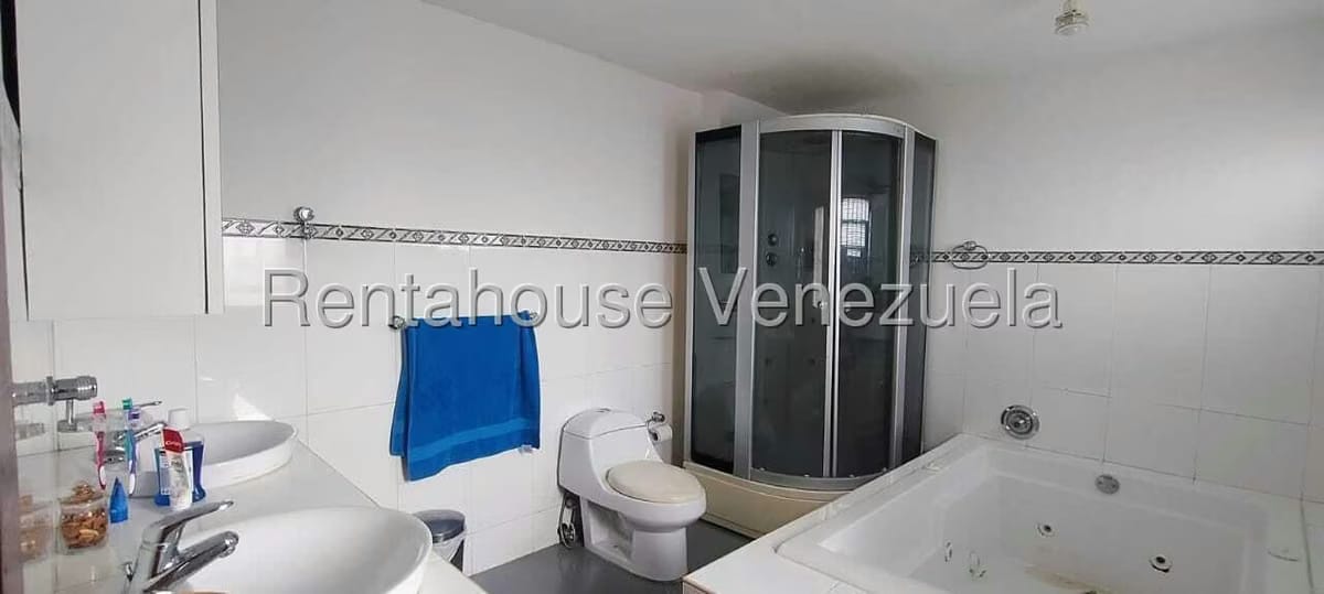 Casa (Multipes Niveles) en Venta en Lomas de La Trinidad, Distrito Metropolitano - 23