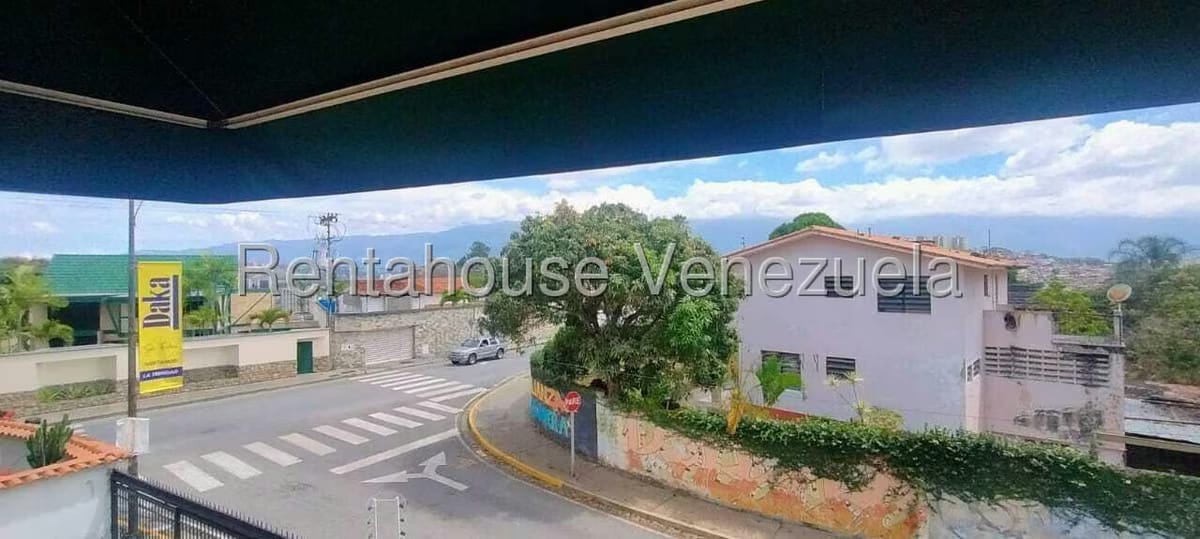 Casa (Multipes Niveles) en Venta en Lomas de La Trinidad, Distrito Metropolitano - 39