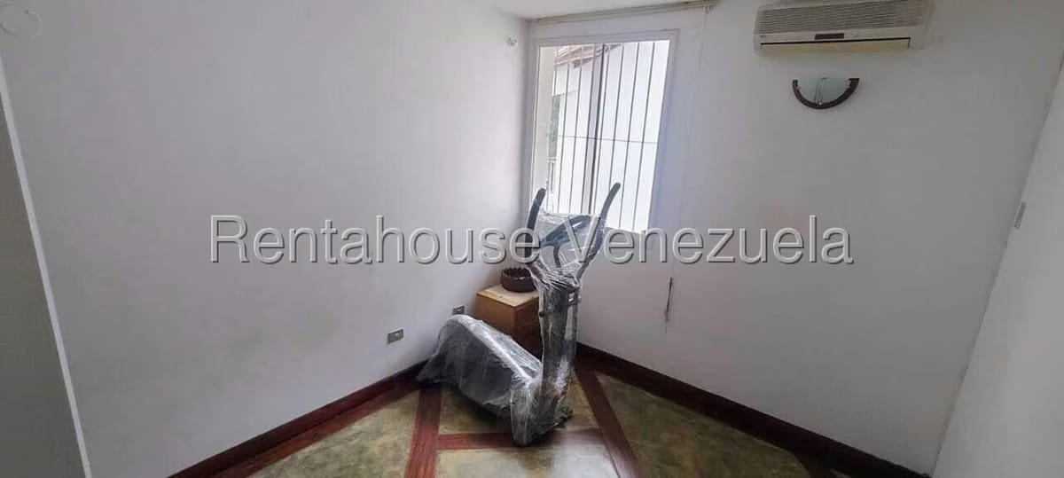 Casa (Multipes Niveles) en Venta en Lomas de La Trinidad, Distrito Metropolitano - 41