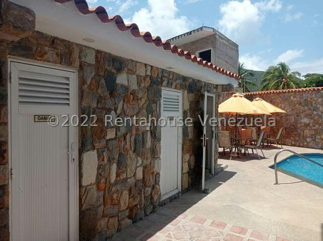 Comercial (Local Comercial) en Venta en El Playon, Aragua - 36