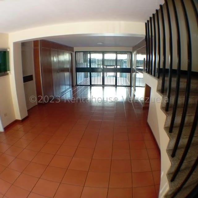 Apartamento (1 Nivel) en Alquiler en Chuao, Distrito Metropolitano - 5