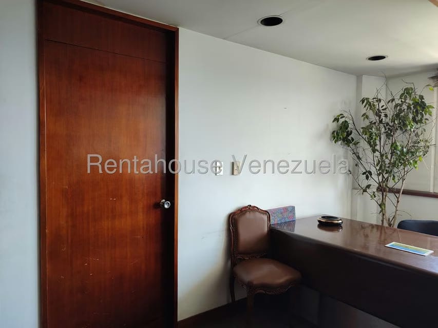 Comercial (Local Comercial) en Alquiler en Plaza Venezuela, Distrito Metropolitano - 5