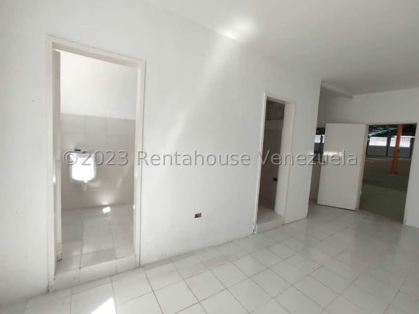 Comercial (Galpon - Deposito) en Venta en Piñonal, Aragua - 11