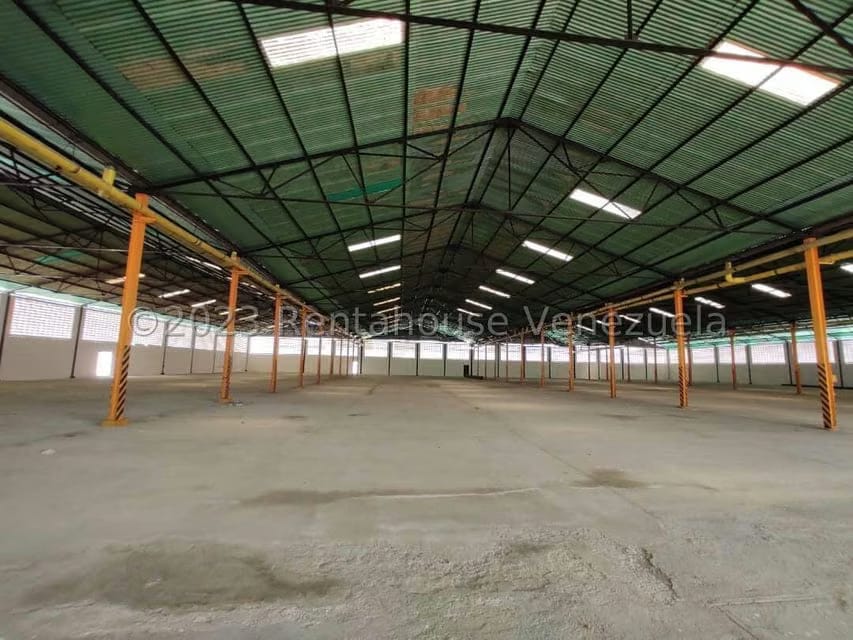Comercial (Galpon - Deposito) en Venta en Piñonal, Aragua - 3