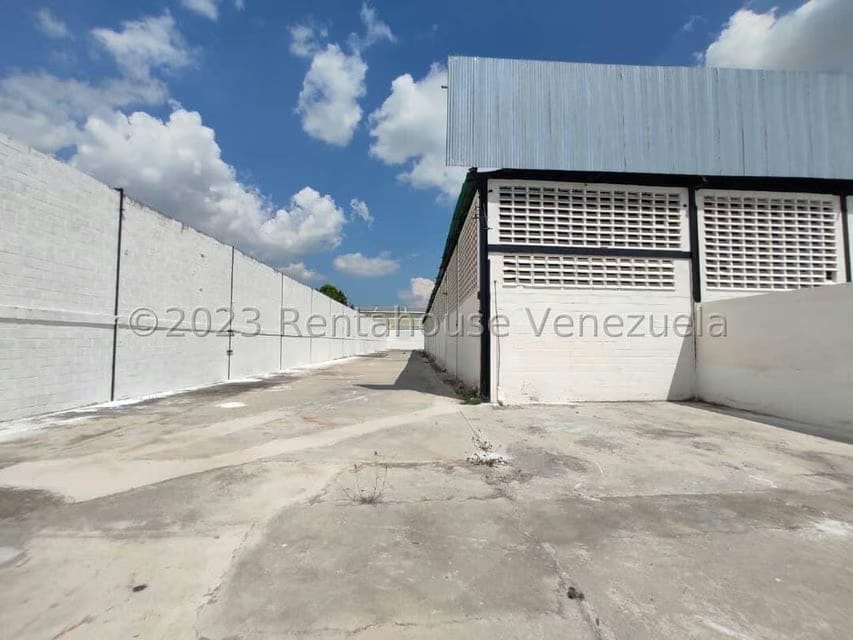 Comercial (Galpon - Deposito) en Venta en Piñonal, Aragua - 28