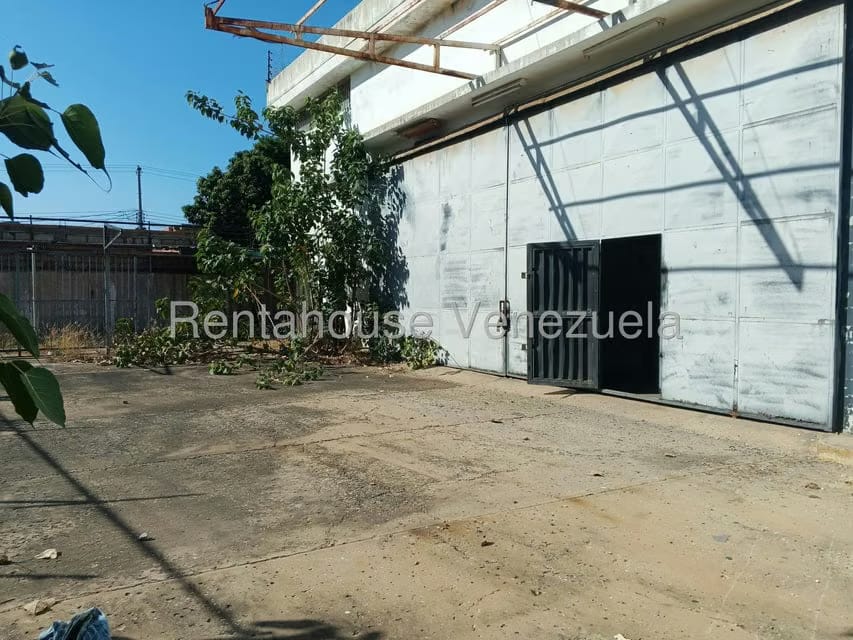 Comercial (Local Comercial) en Venta en La Limpia, Zulia - 13