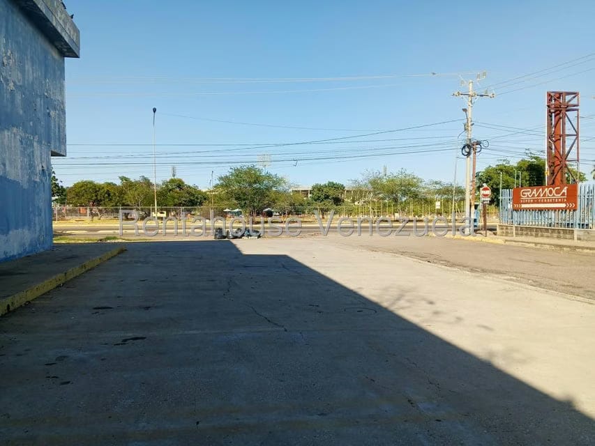 Comercial (Local Comercial) en Venta en La Limpia, Zulia - 4