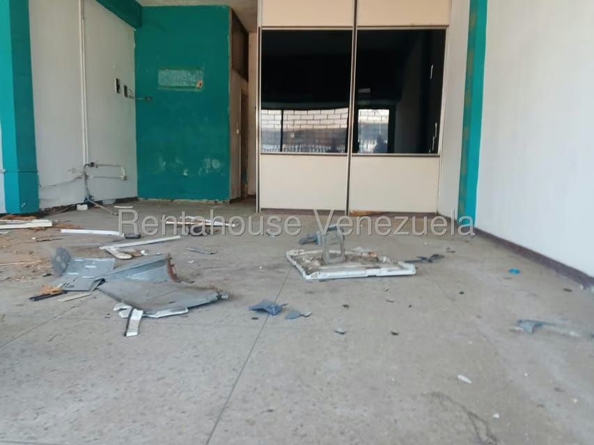 Comercial (Local Comercial) en Venta en La Limpia, Zulia - 8
