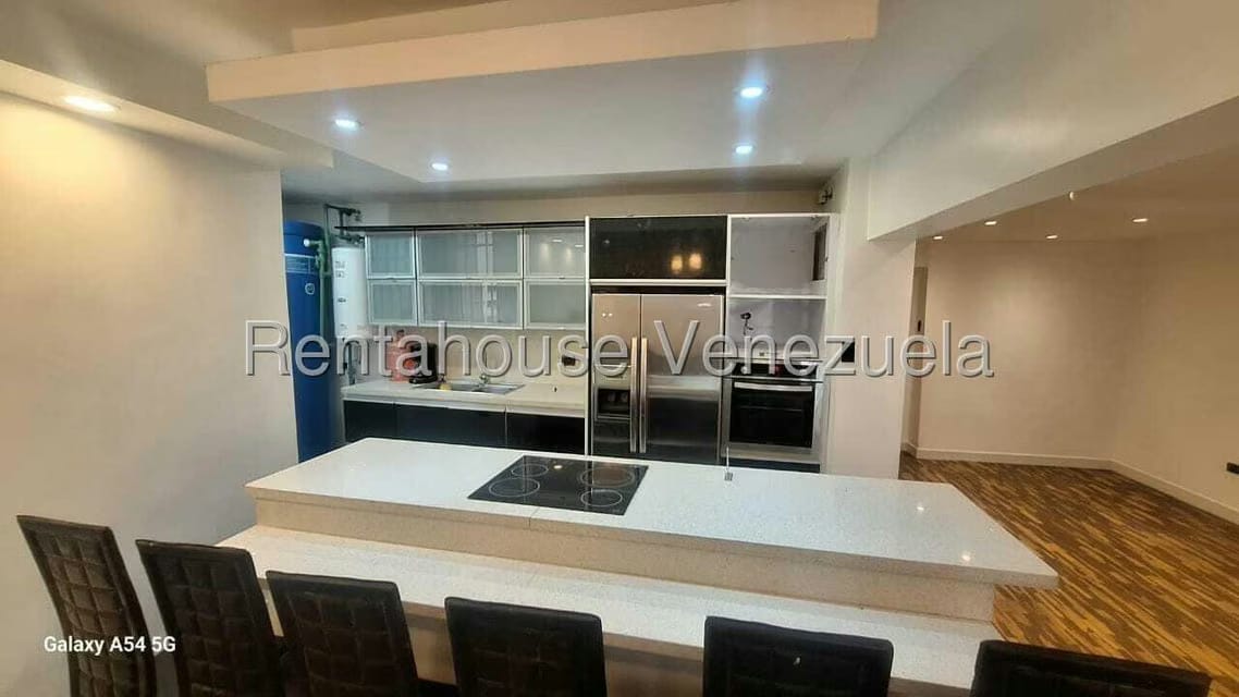 Apartamento (1 Nivel) en Alquiler en Guaicay, Distrito Metropolitano - 7