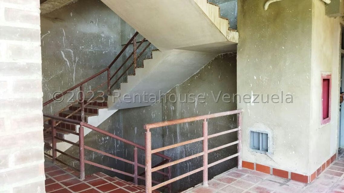 Comercial (Local Comercial) en Venta en La Piedad Norte, Lara - 14